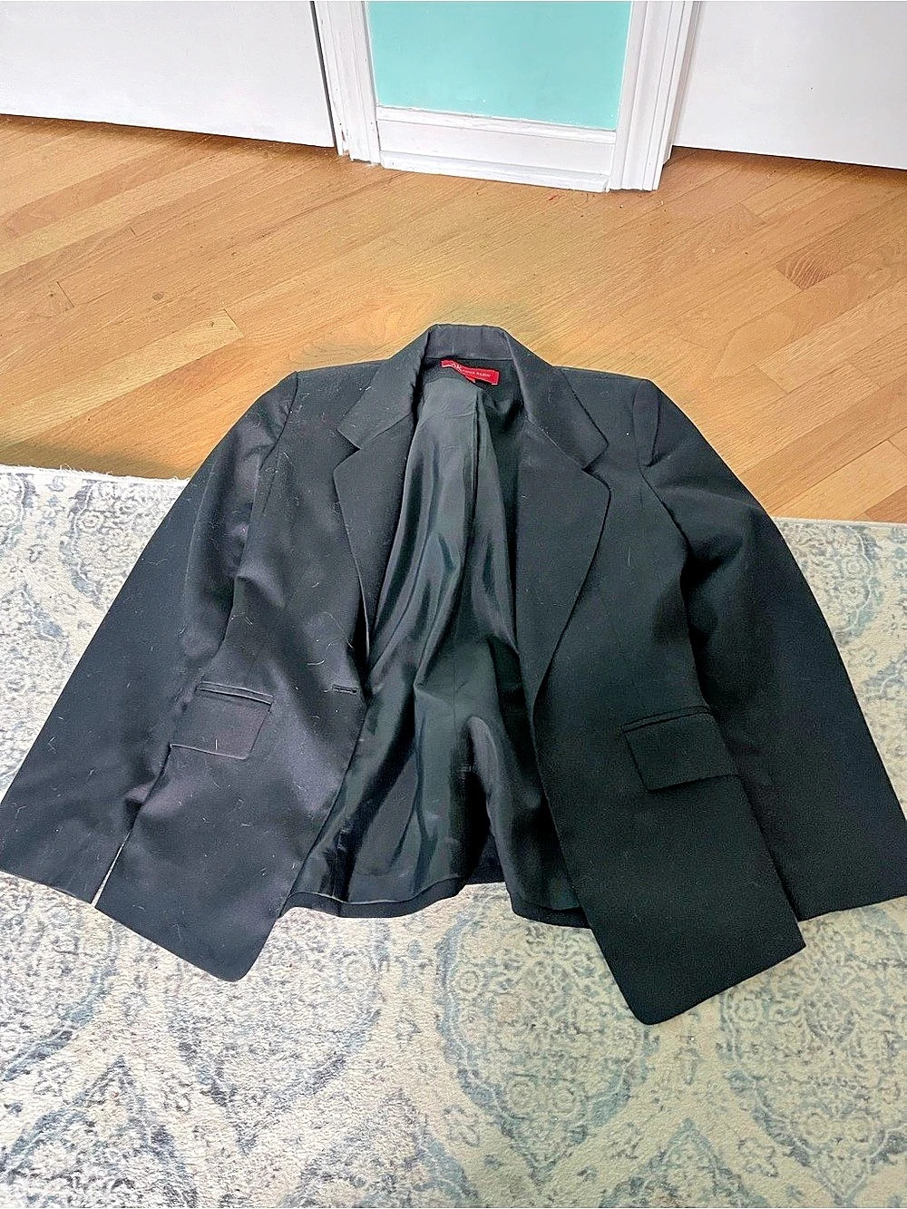 Anne Klein Women's Black Blazer with shoulder pads